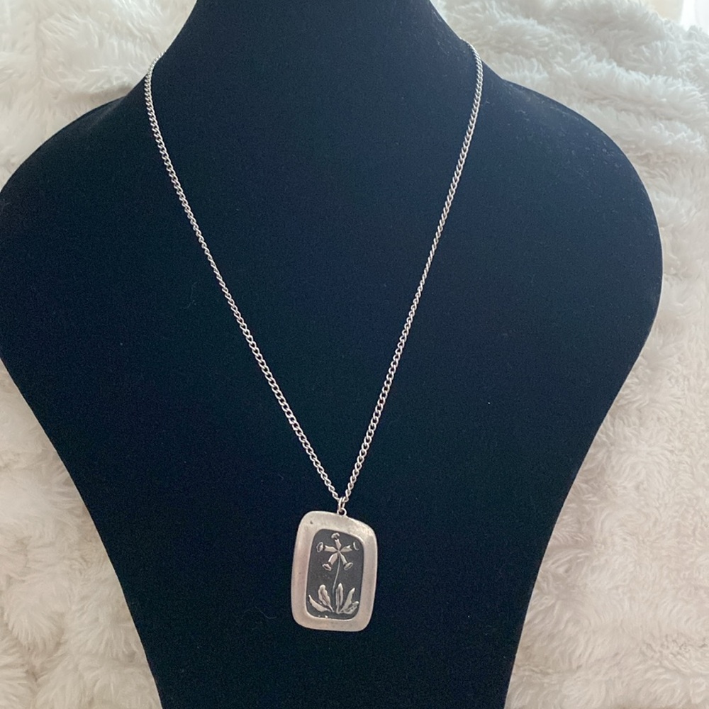Vintage Rune Tennesmed Sweden pewter pendant necklace with flowers